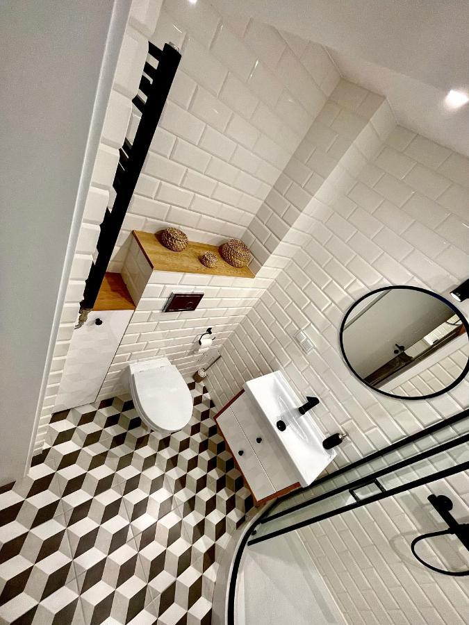 Luxurious Boho Style Apartm. *Home Office* +Desk คาโตวีตเซ ภายนอก รูปภาพ